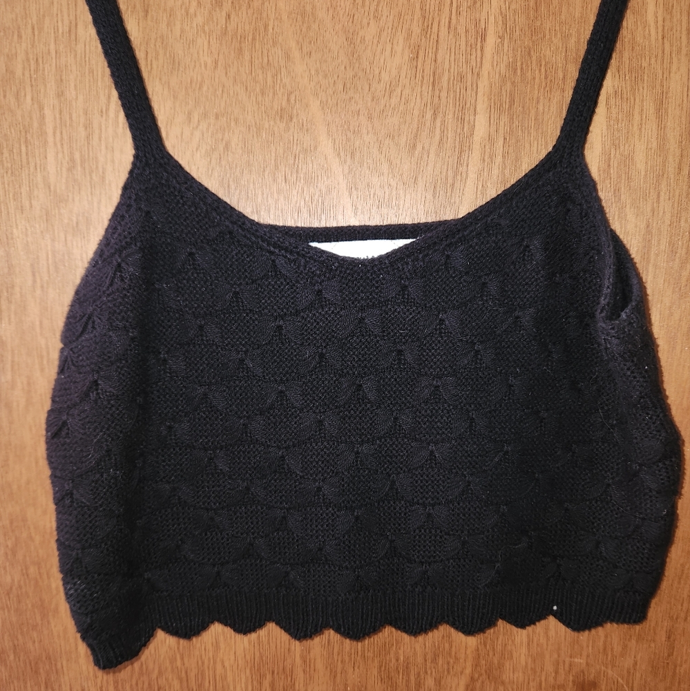 cropped sweater tank top